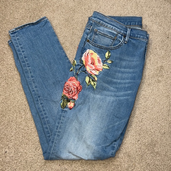 Driftwood Floral Embroidered Skinny Jeans - Picture 10 of 11